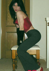 Dirty crossdresser kirsty riding a considerable penish toy
