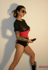 Gorgeus holly d puts on janes famous strapon for this